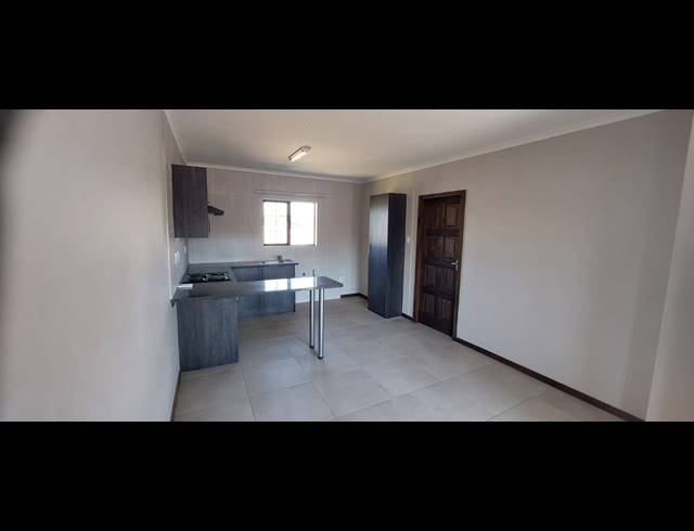 1 BEDROOM APARTMENT RENTED IN KENLEAF